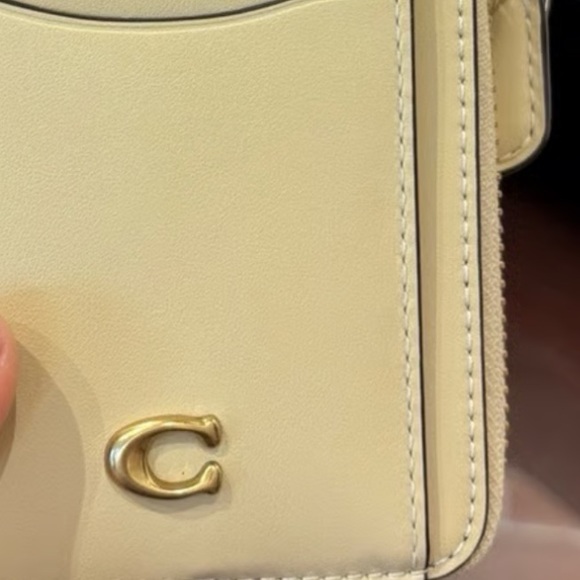 Coach Essential Chain Card Case - Picture 12 of 13